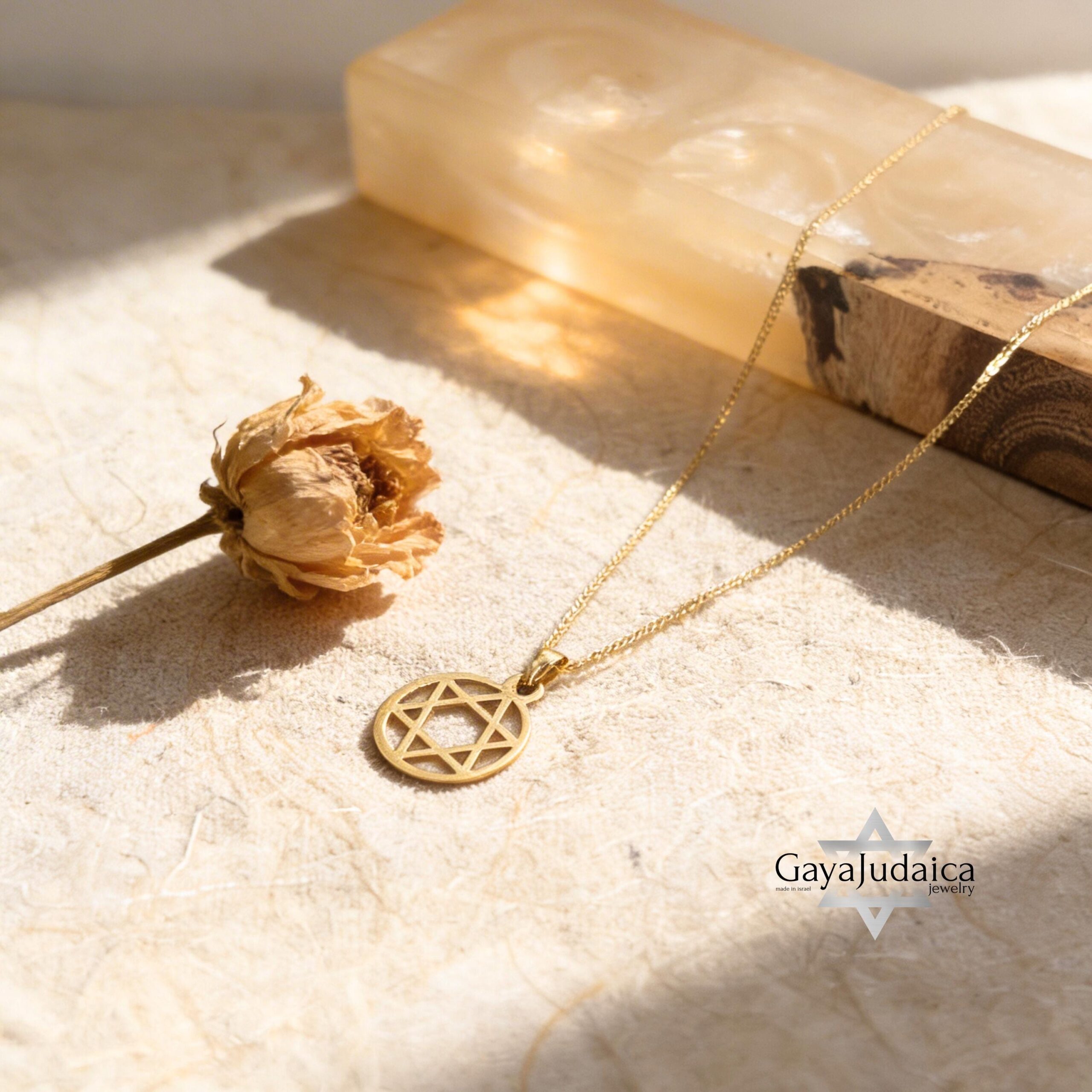Jewish Star Necklace 14K Solid Gold, Circle Frame Pendant 18mm, Yellow or White Jewish Star Necklace 14K Solid Gold, Circle Frame Pendant 18mm, Yellow or White