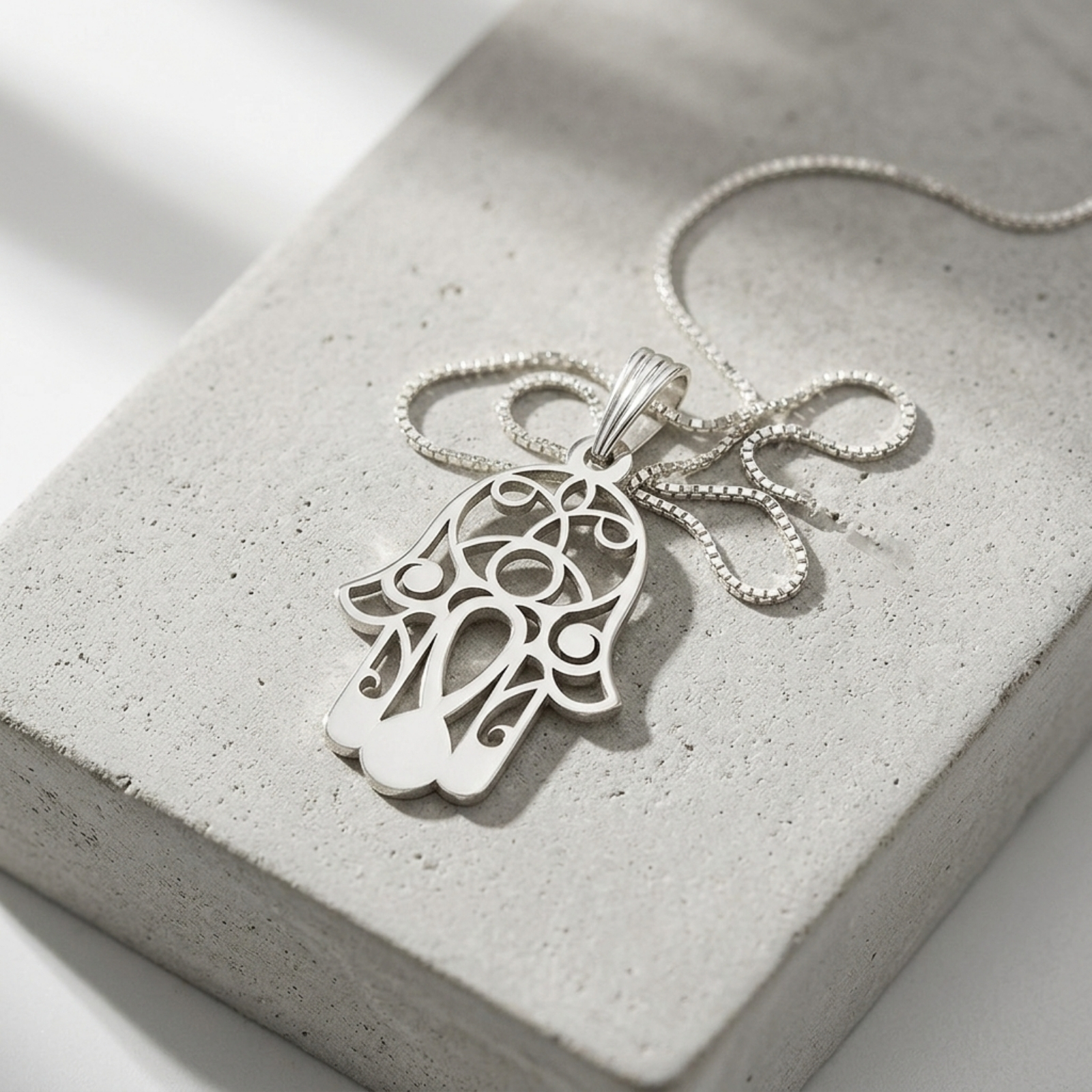 Hamsa Necklace 14K Solid Gold, Evil Eye Filigree Pendant, Yellow or White, 20x30mm Hamsa Necklace 14K Solid Gold, Evil Eye Filigree Pendant, Yellow or White, 20x30mm